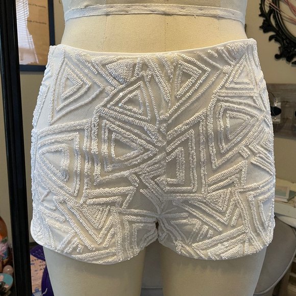 Forever21 White Embellish Shorts special occasion - Picture 1 of 11